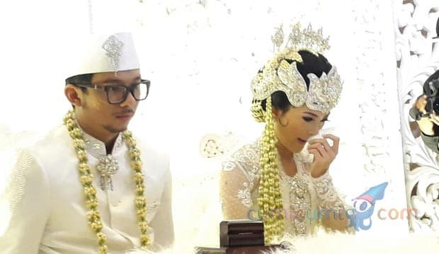 Ijab Kabul Diulang Dua Kali, Wajah Poppy Sovia Tegang