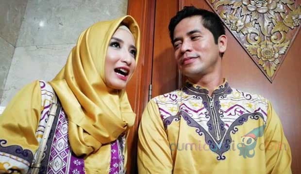 Banyak Artis Berhijab Jadi Titik Balik Chaca Thakya Hijrah