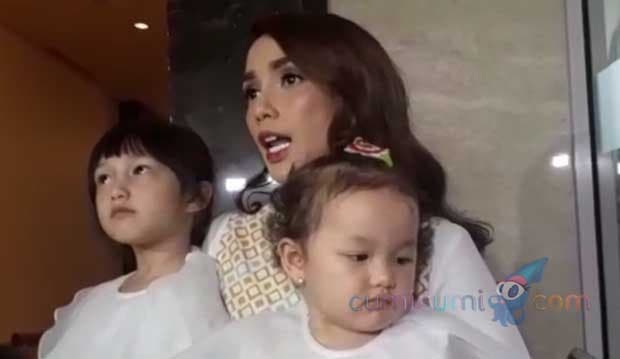Wajib Rayakan Jadian dan Anniversary Nikah, Ini Alasan Ussy-Andhika