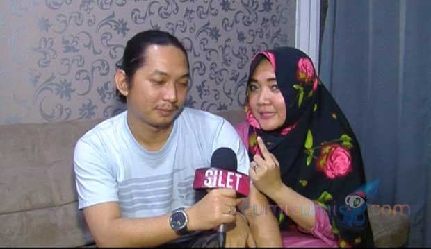 Penyanyi Religi Sulis Ternyata Dinikahi Kakak Kelas