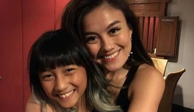 Bukan Cuma Tante dan Ponakan, Ini 5 Peran Agnez Mo di Hidup Chloe Xaviera