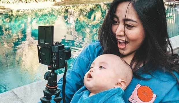 Gemas! Putra Rachel Vennya Mewek Dinyanyikan Lagu Titanic