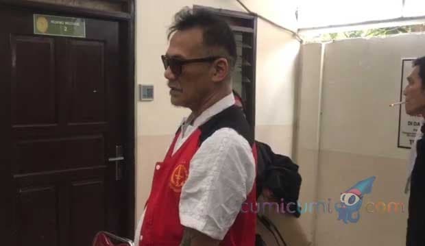 Tak Mau Direhab Apalagi Dipenjara, Ini Keinginan Tio Pakusadewo