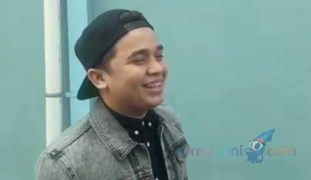 Ke Rumah Hilda Vitria, Billy Malah Betah di Kandang Sapi