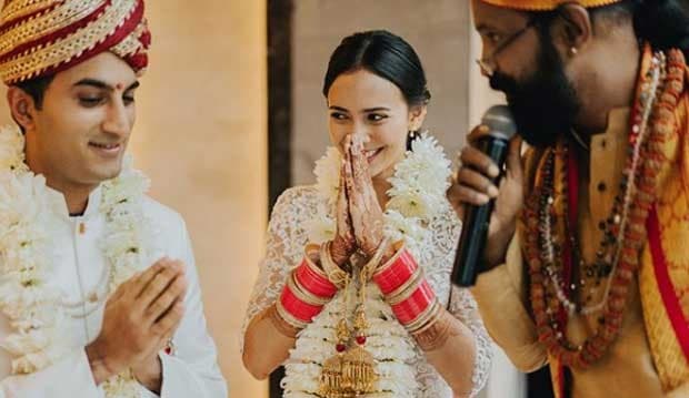 Dinikahi Pria India, Nadine Alexandra Satukan Budaya Hindu-Jawa