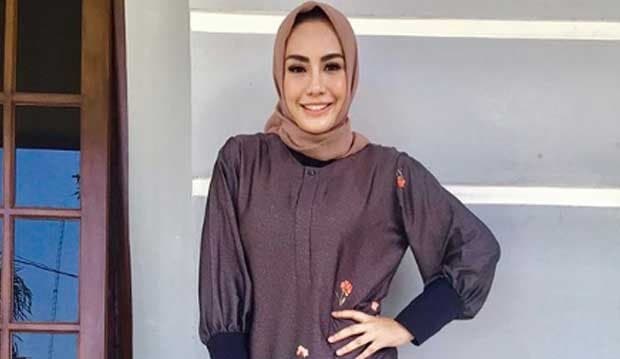 Dua Minggu Kenal, Shinta Bachir Siap Dinikahi Pengusaha Asal Makassar
