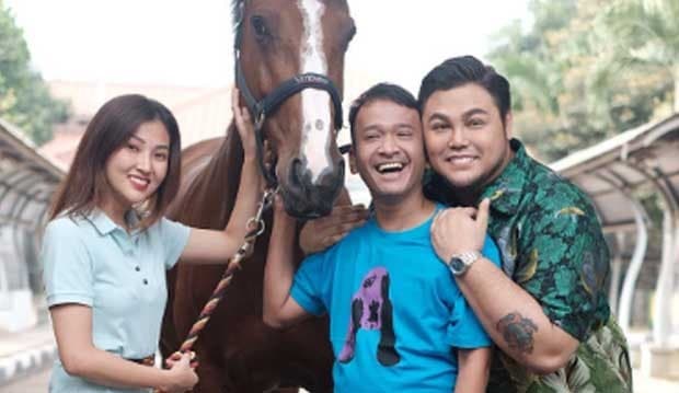 Dapat Hadiah Kuda di Hari Ulang Tahun, Sarwendah Langsung Nangis