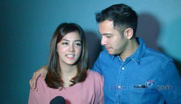Di Rumah, Istri Rifky Balweel Hanya Jadi Pemain Cadangan