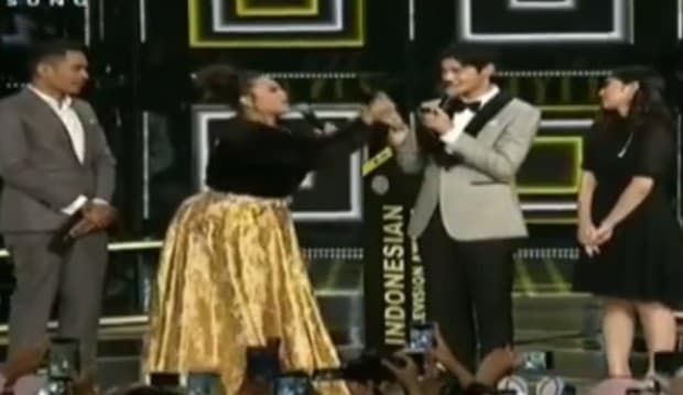 Okky Lukman 'Dibantai' KPopers Karena Pegang-pegang Cha Eun Woo