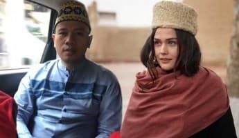 Makan Siang Berdua, Vicky Prasetyo dan Senk Lotta Ada Hubungan Apa?