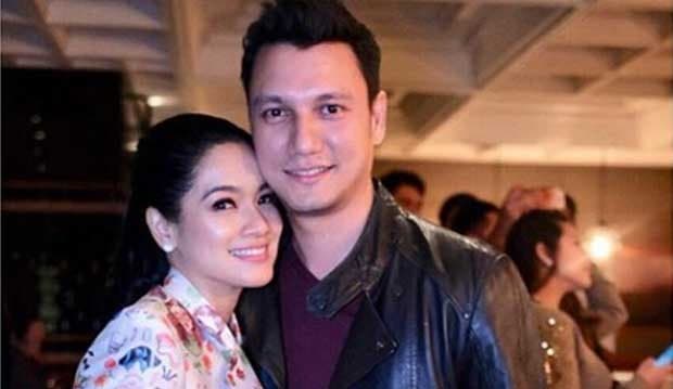 Titi Kamal Sibuk, Christian Sugiono Kasih Kode Ini Saat Kurang Perhatian