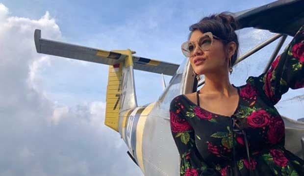 Potong Rambut Sebahu, Cantiknya Farah Quinn Dibilang Mirip Rihanna