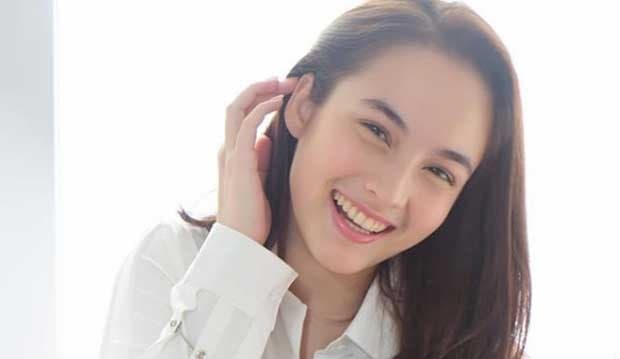 Unggah Foto Ini, Penampilan Chelsea Islan Bikin Warganet Bertanya-tanya