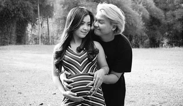 Istri Melahirkan Bayi Perempuan, Ilham Smash Tak Bisa Menemani