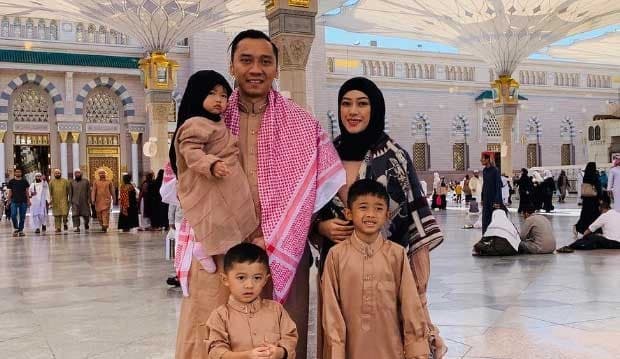 Ibas Yudhoyono Tutup Tahun 2018 dengan Ibadah Umroh Bareng Keluarga