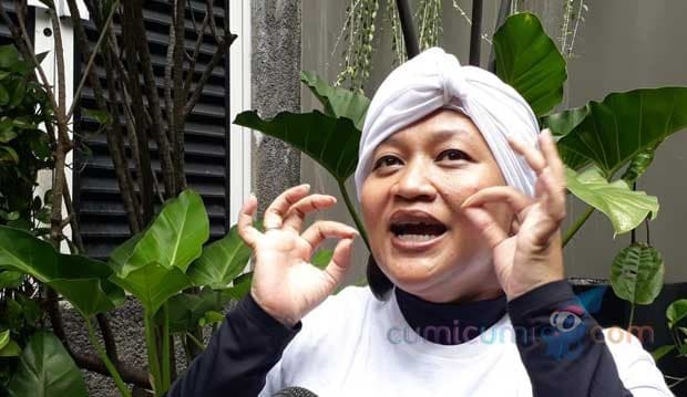 Sama Suami Dibilang Rakus, Tike Priatnakusumah Diet Hingga Kurus