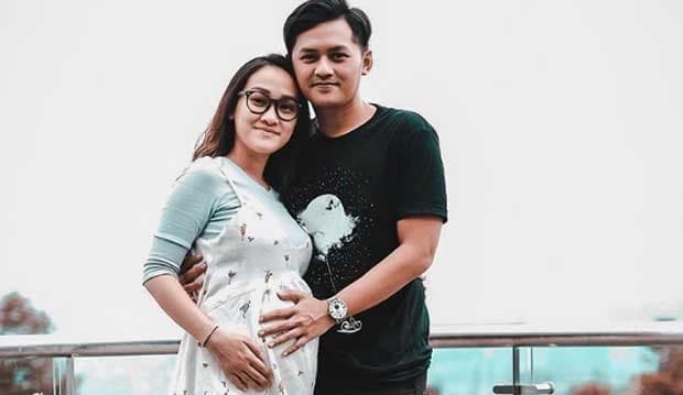 Bayi Mungil Ini Hadiah Spesial Mario dan Felly di Awal Tahun 2019