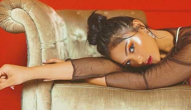 Cantik dan Menggoda, Ini 5 Foto Seksi Marion Jola yang Bikin Gagal Fokus