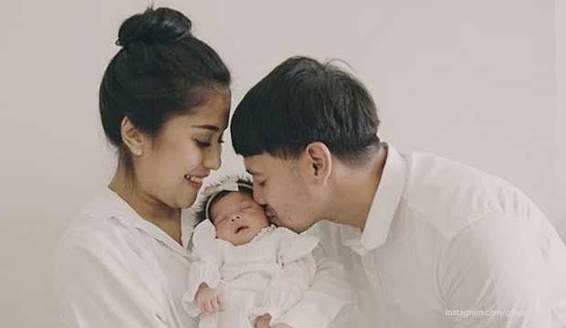 Sebulan Jadi Ayah, Tarra Budiman Sudah Bisa Gantikan Istri Lakukan Hal Ini