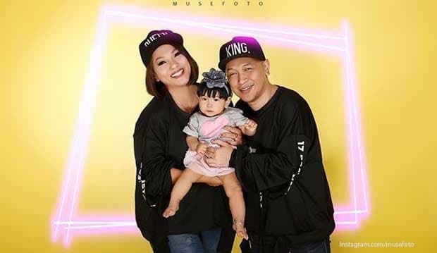 Ngetes Anak Perdana Naik Pesawat, Jenny Cortez Ajak Terbang ke Bali
