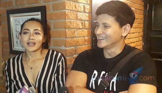 Sering Bareng Pasca Cerai, Dewi Rezer-Marcelino Lefrandt Santai Ketemu di Loksyut