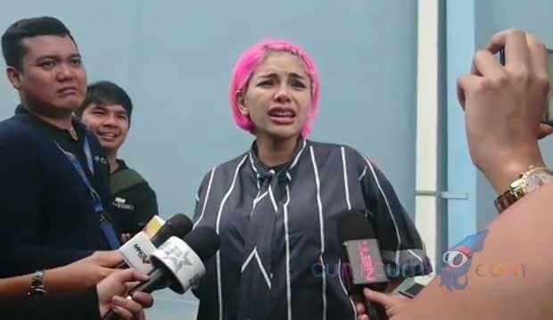 Gaul Bareng Emak-emak Sekolah Anak, Nikita Mirzani Menang Arisan Rp 100 Juta