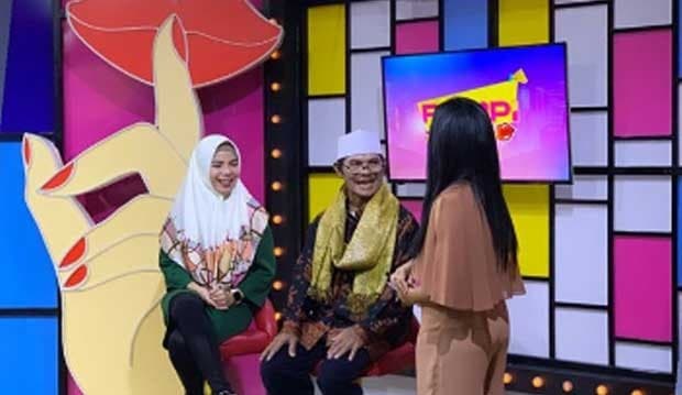 Dikirimi Foto Dinar Candy Pakai Bikini, Ayah Langsung Jatuh Sakit