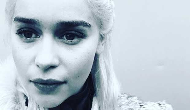 Lelah Tampil Bugil di Game of Thrones, Emilia Clarke Tolak Film Fifty Shades of Grey