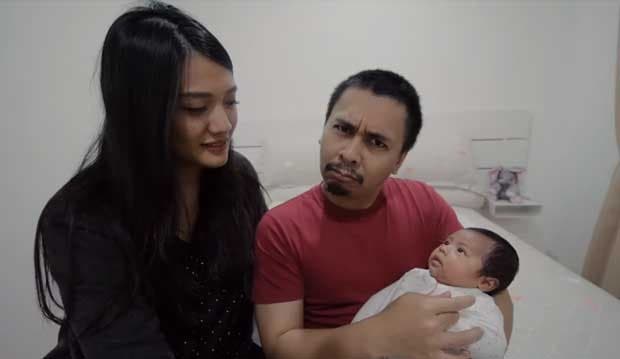 Dibilang Mirip Raditya Dika, 5 Pose Unyu Baby Alea Ini Anissa Aziza Banget
