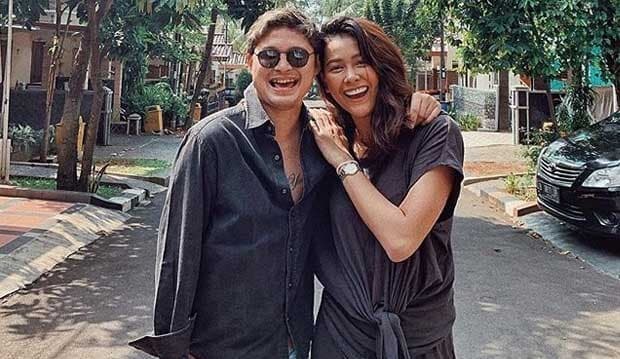 Nikah Tahun Depan, Intip 5 Foto Prewedding Syamsir Alam dan Bunga Jelitha