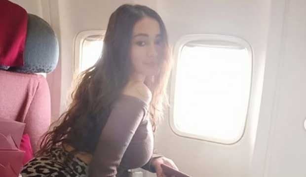 Pose Seksi Begini, Dalaman Cupi Cupita Ramai Dikomentari Netizen