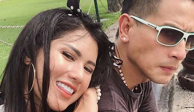 Chef Juna Akhirnya Pajang Foto Pacar, Netizen Senang Walau Tampak Belakang