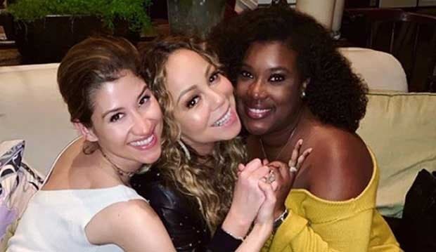 Bikin Iri, Millane Fernandez Cium Pipi Mariah Carey Saat Foto Bareng