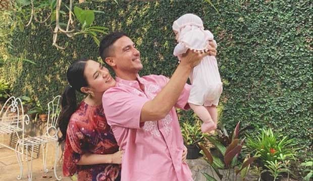 Hamish Daud Akhirnya Tunjukkan Wajah Zalina Raine Wyllie Tampak Depan