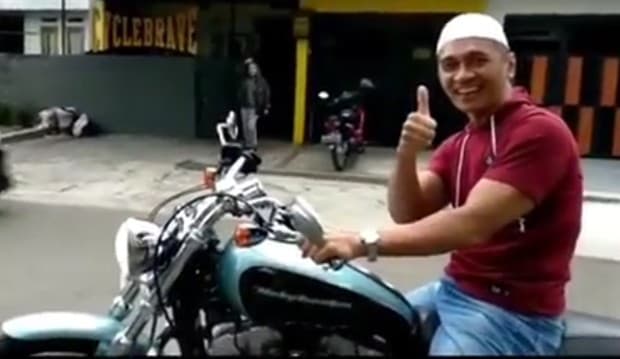 Penggemar Moge Semasa Hidup, Keranda Jenazah Agung Hercules Digotong Anak Motor