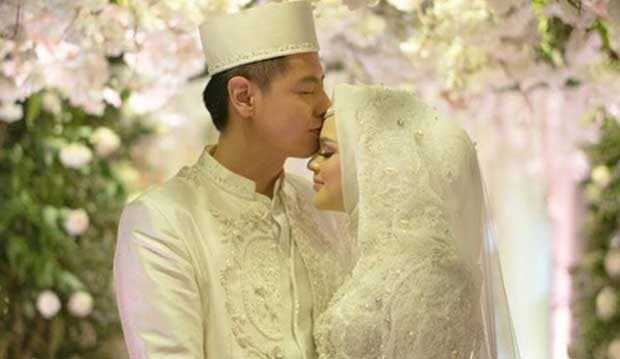Sah Jadi Suami Istri, Ini Panggilan Roger dan Cut Meyriska Untuk Calon Anak