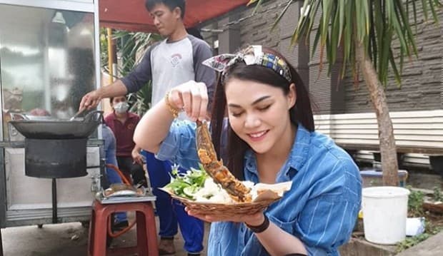 Beri ASI Eksklusif, DJ Katty Butterfly Masih Hobi Santap Sayur Mentah dan Makan Pedas?