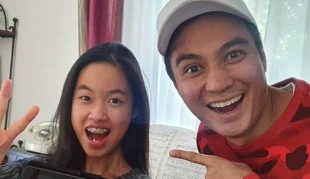 Baim Wong Akhirnya Berjumpa Claudia Emmanuela di Jerman