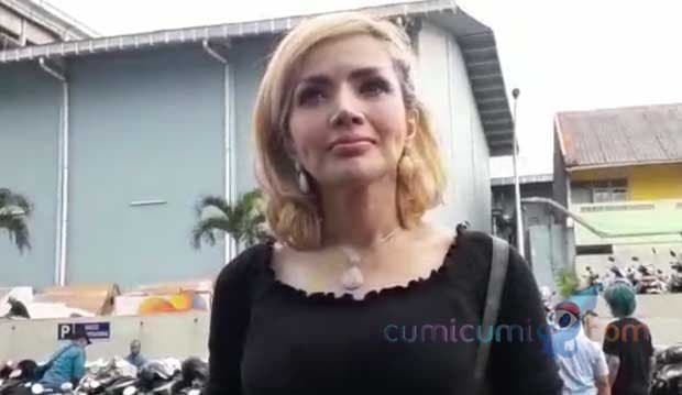 Kumalasari Tak Mau Bunuh Diri Seperti Sulli Gara-gara Sering Di-bully