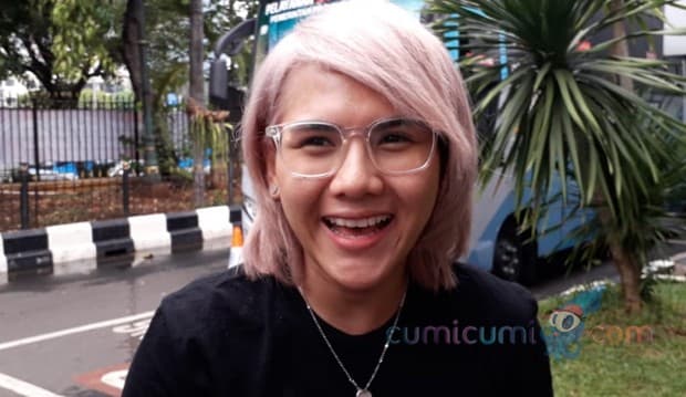Sekarang Jadi Artis Top, Manajer Anggap Evelyn Kacang Lupa Kulitnya