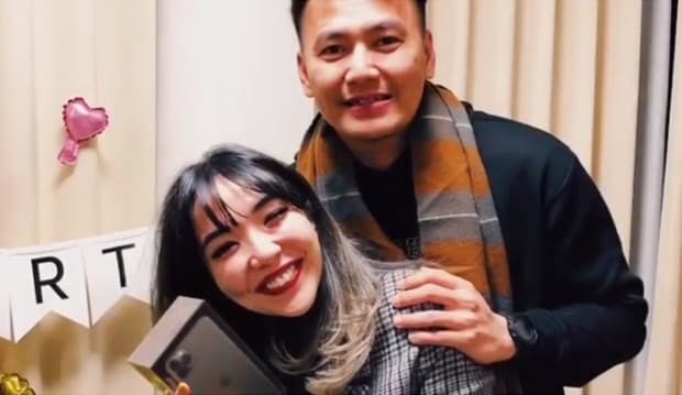 Rayakan Ultah di Jepang, Gisel Terima Hadiah Gelang Emas dan Ponsel Mahal dari Wijin