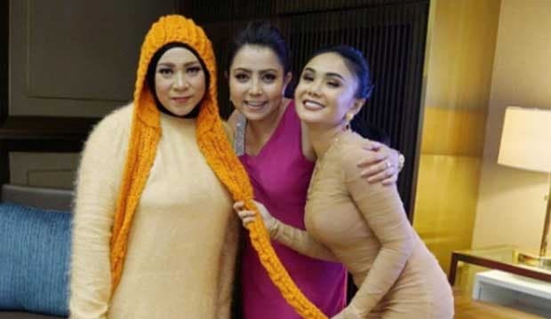 Begini Serunya Silaturahmi Kepompong, Geng Artis dan Sosialita Hits