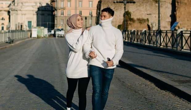 5 Aksi Mesra Citra Kirana dan Rezky Aditya Saat Bulan Madu di Italia