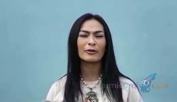 Emosi Suami Dikaitkan Kasus Garuda Angkut Harley, Iis Dahlia: Artis dan Pilot Kerjaan Bebas Korupsi