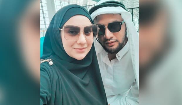 Wajah Mendadak Macho Dipenuhi Brewok, Ammar Zoni Menjelma Bagai Pangeran Arab