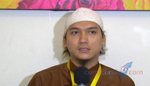 Satu Bulan Setelah Lahir, Anak Egi John Harus Jalani Operasi Gunting Lidah