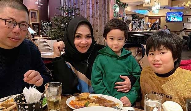 Disusul Mama Rieta Amilia, Rafathar Malah Kegirangan Bisa Beli Banyak Mainan