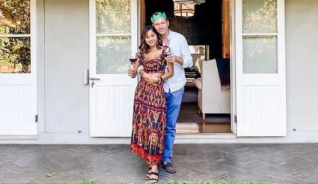 Kirana Larasati Liburan Bareng Pacar Bule di Afrika Selatan