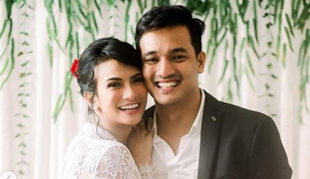 Terungkap Lima Fakta Di Balik Akad Nikah Vanessa Angel Digelar Dua Kali