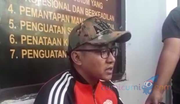 Ritual Almarhumah Lina Mandi Kembang, Teddy Bantah Main Pelet